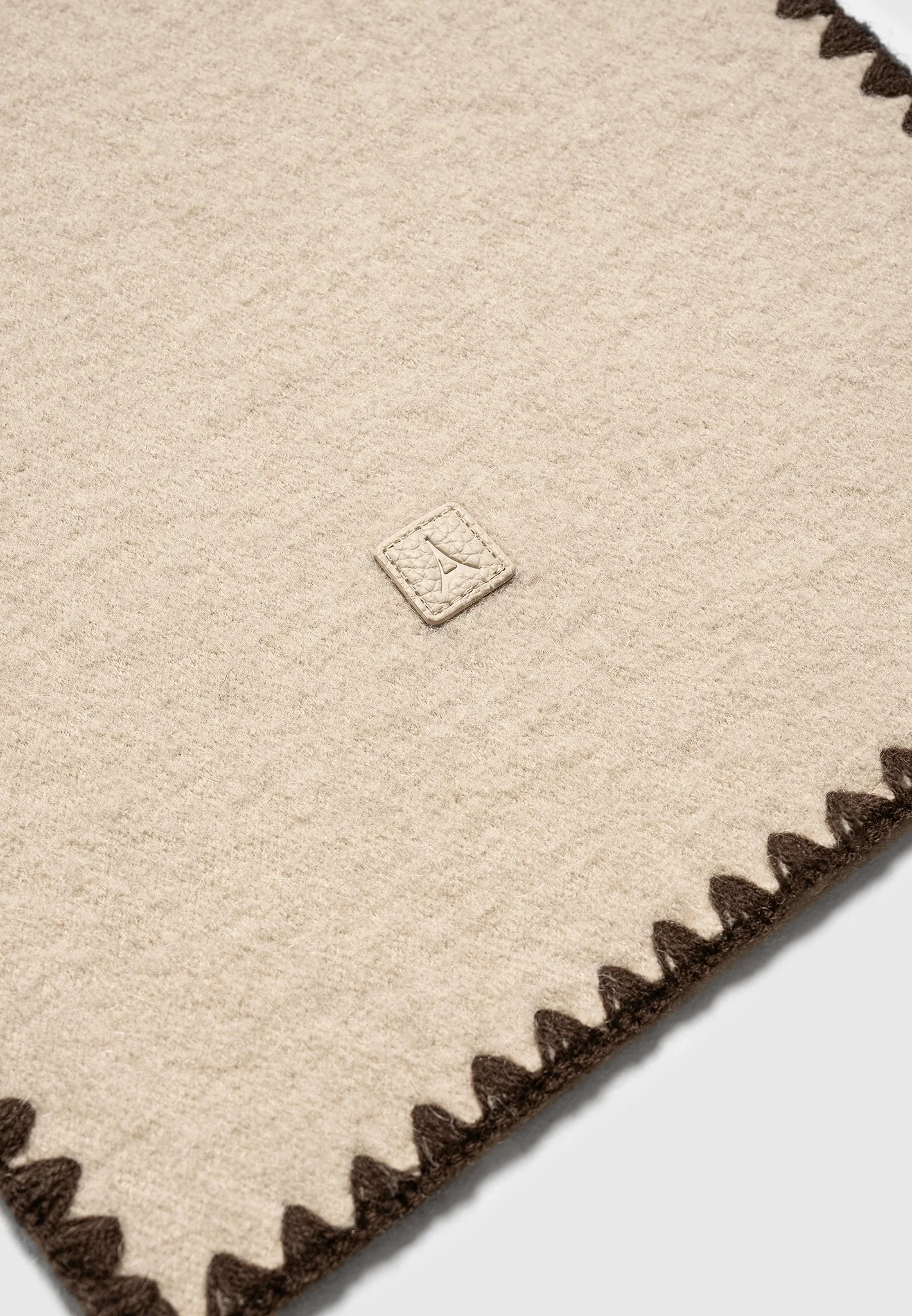 Aube - Blanket Stitch Wool Scarf - Taupe - Image 5