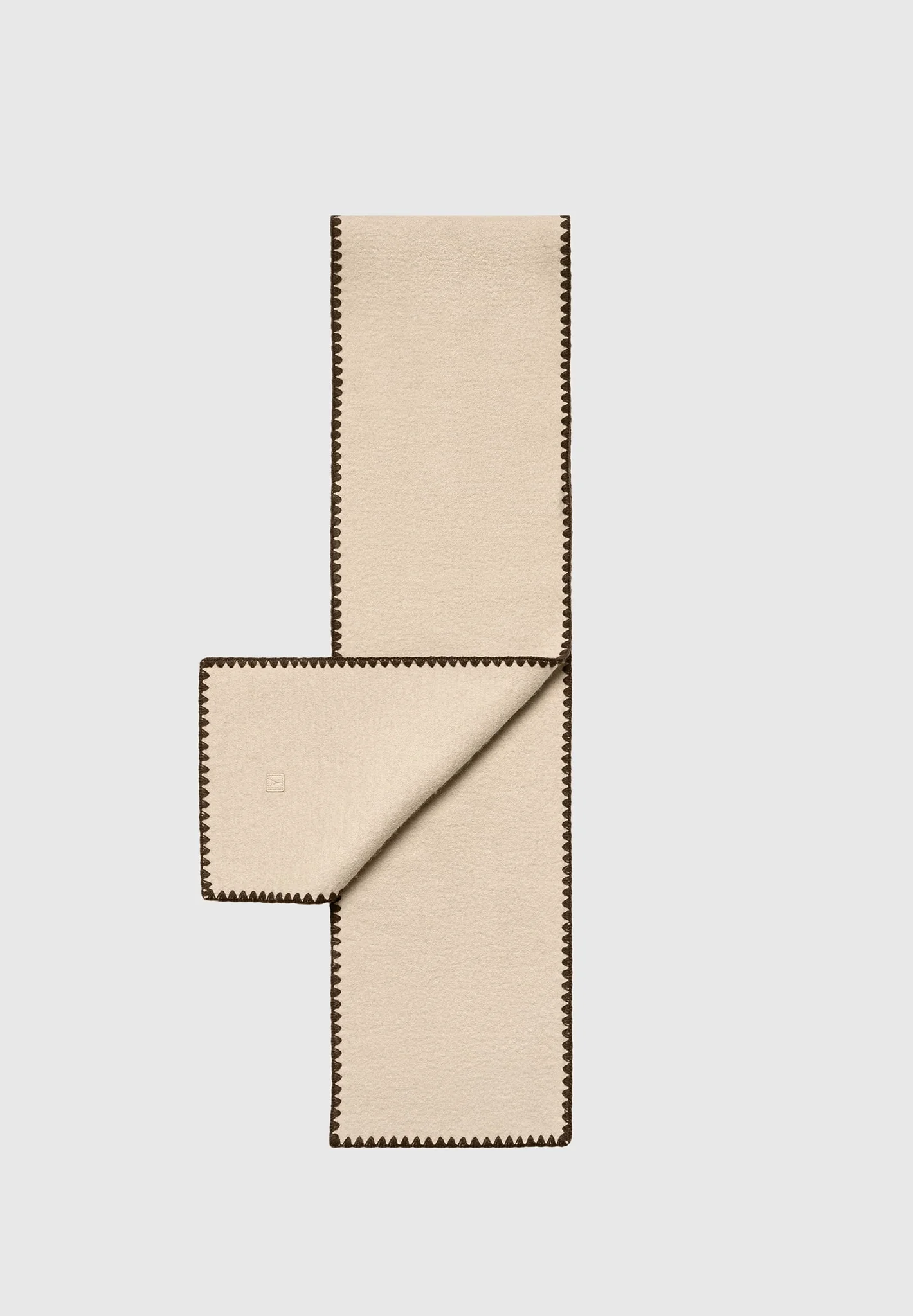 Aube - Blanket Stitch Wool Scarf - Taupe - Image 6